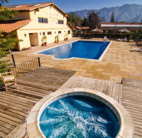 Howard Johnson Hotel Rinconada De Los Andes