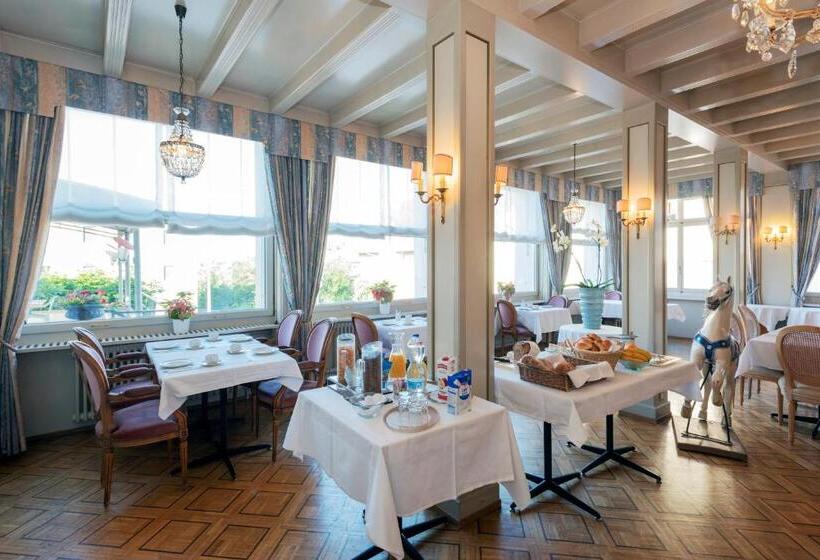 فندق Hôtel Du Cheval Blanc