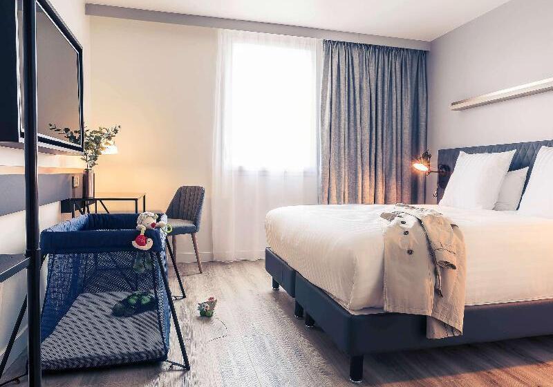 Отель Hôtel Mercure Paris Gennevilliers