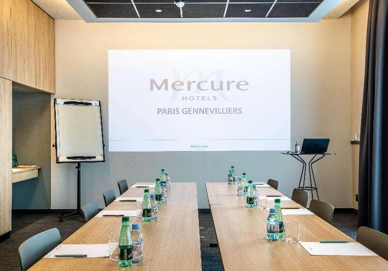 Отель Hôtel Mercure Paris Gennevilliers