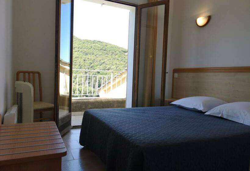 Отель Hôtel Sant Andria