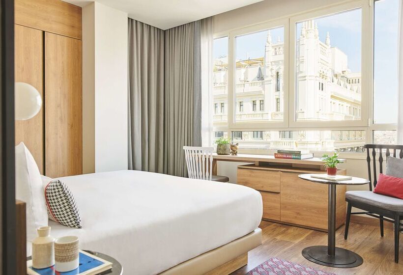 Отель Hyatt Centric Gran Via Madrid