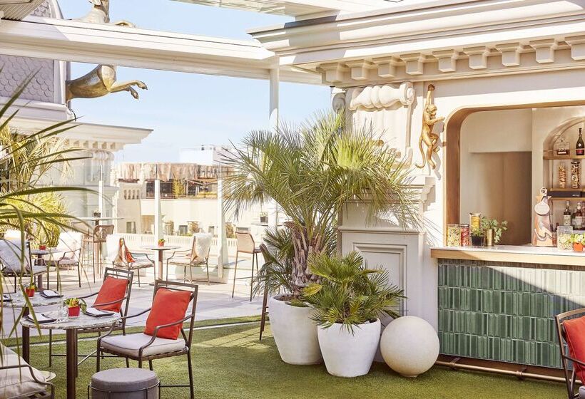 Отель Hyatt Centric Gran Via Madrid