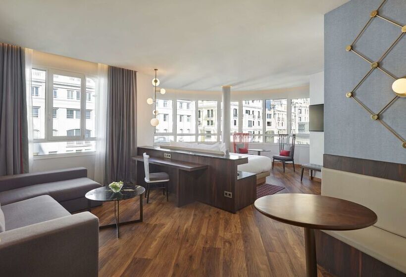 Отель Hyatt Centric Gran Via Madrid