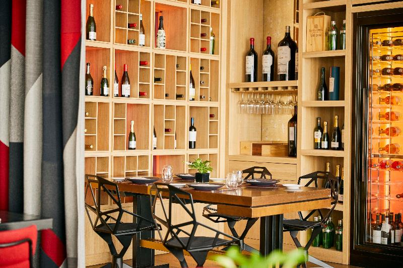 Отель Hyatt Centric Gran Via Madrid