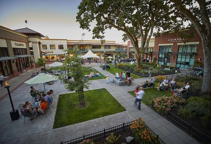 هتل Hyatt Place Eugene/oakway Center