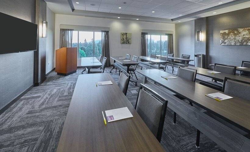 هتل Hyatt Place Eugene/oakway Center