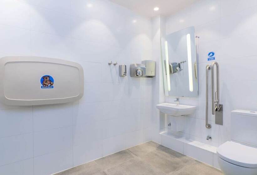 Отель Ibis Iquique