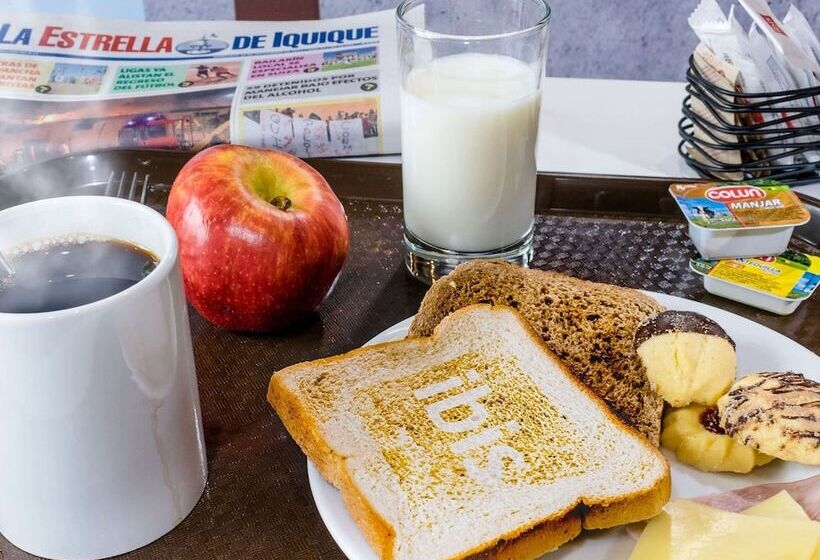 Отель Ibis Iquique