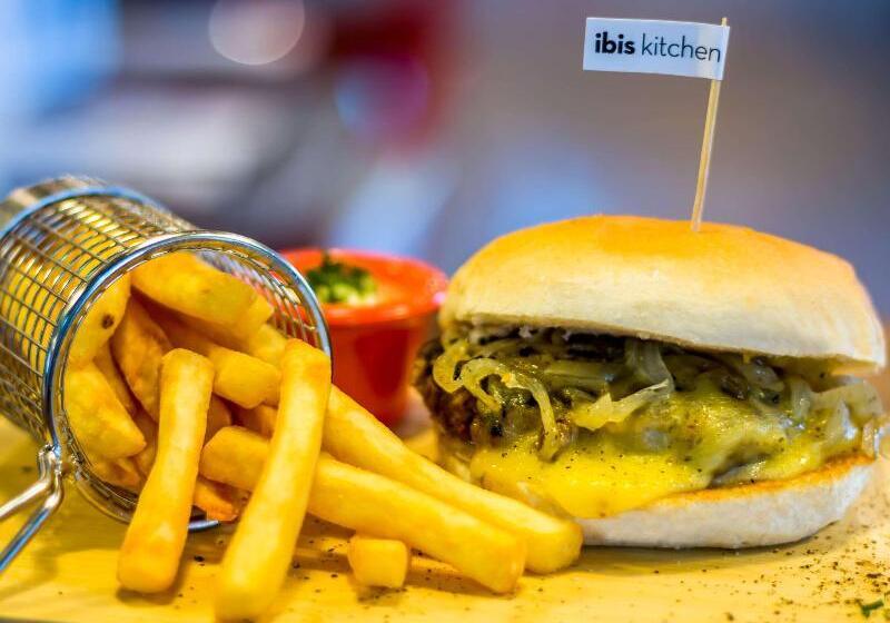 Отель Ibis Iquique