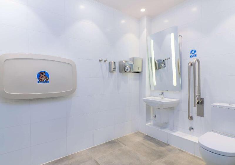 Отель Ibis Iquique