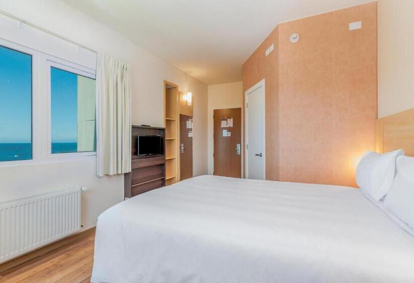 فندق Ibis Puerto Montt