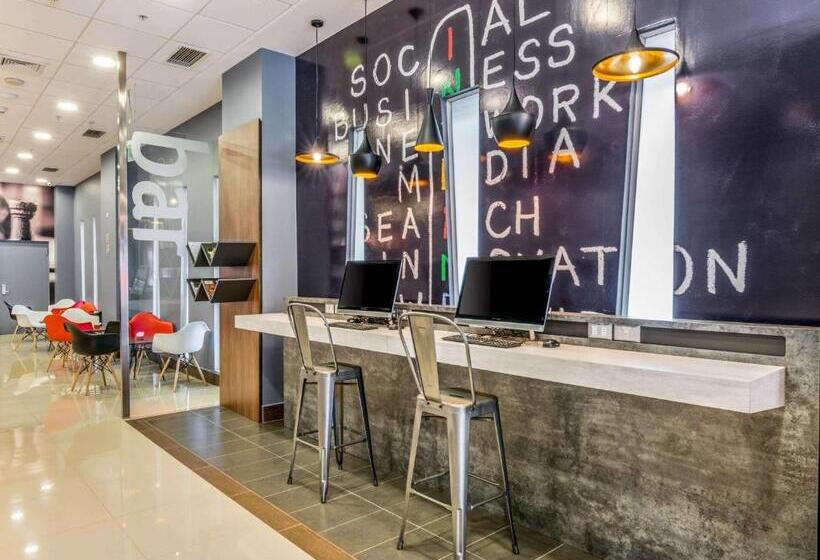 فندق Ibis Puerto Montt