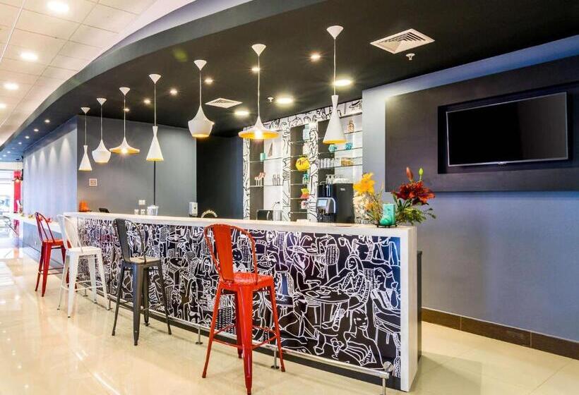 فندق Ibis Puerto Montt