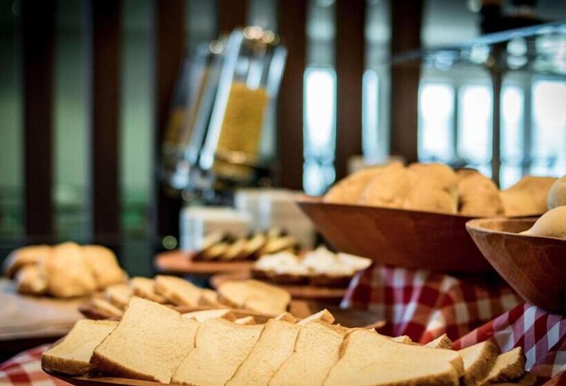 فندق Ibis Puerto Montt