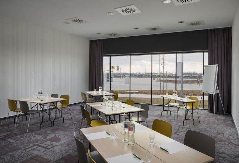 فندق Ibis Styles Budapest Airport