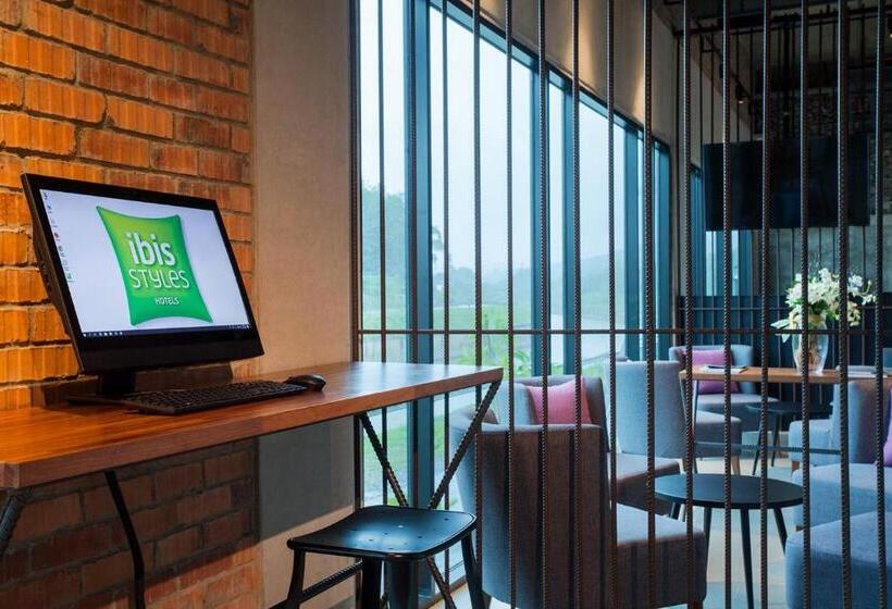 فندق Ibis Styles Kota Kinabalu Inanam