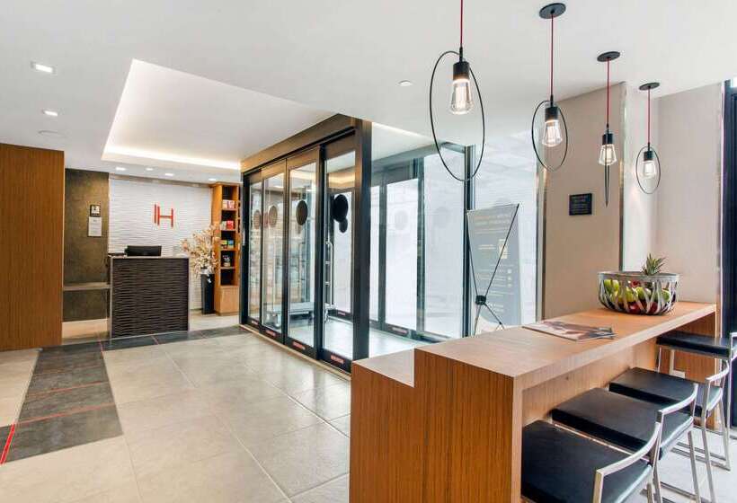 Insignia Hotel Brooklyn, Ascend Hotel Collection