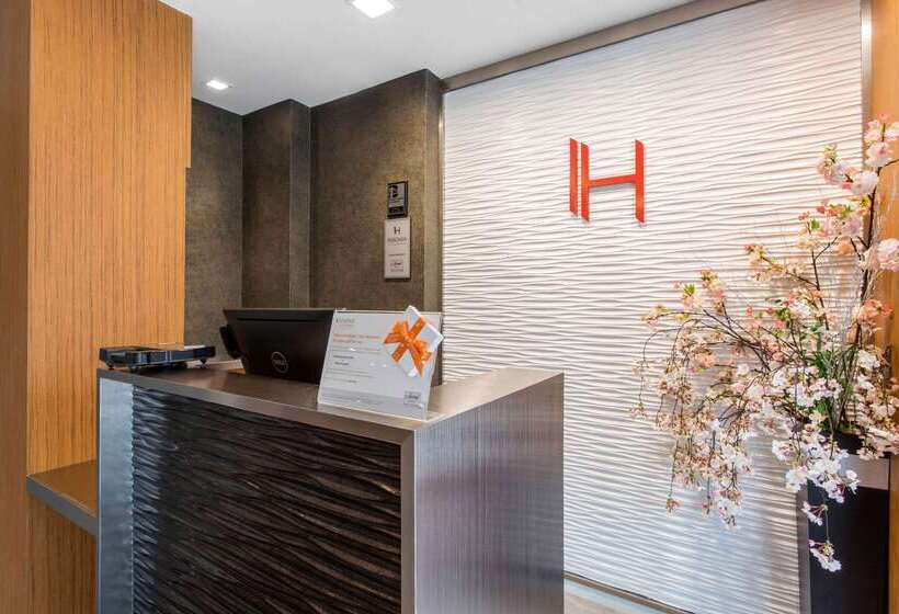 Insignia Hotel Brooklyn, Ascend Hotel Collection