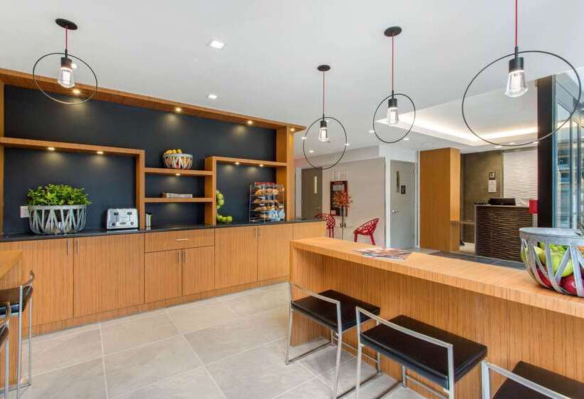 Insignia Hotel Brooklyn, Ascend Hotel Collection