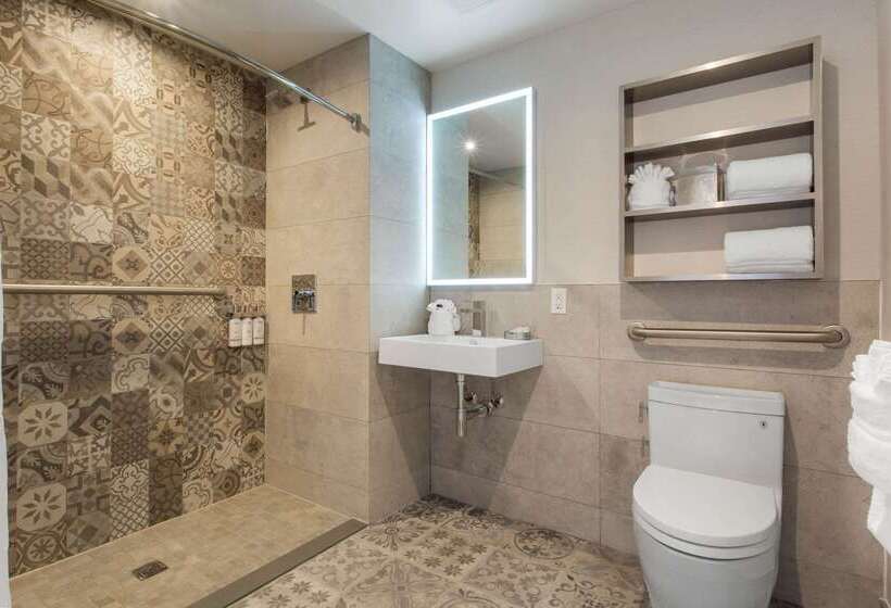 Insignia Hotel Brooklyn, Ascend Hotel Collection