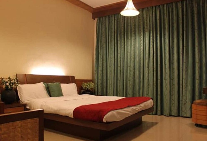 בית מלון כפרי Jaffer Bhais Brickland