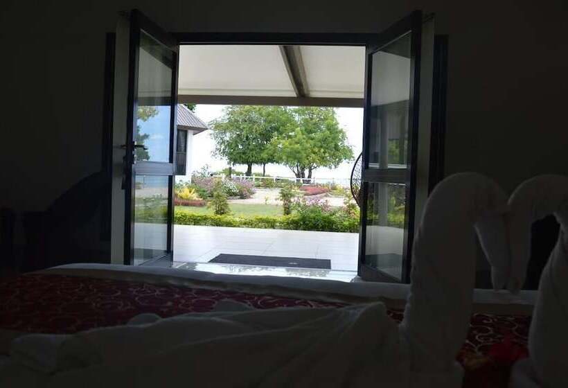 فندق Landers Bay Resort & Spa Fiji   Adults Only