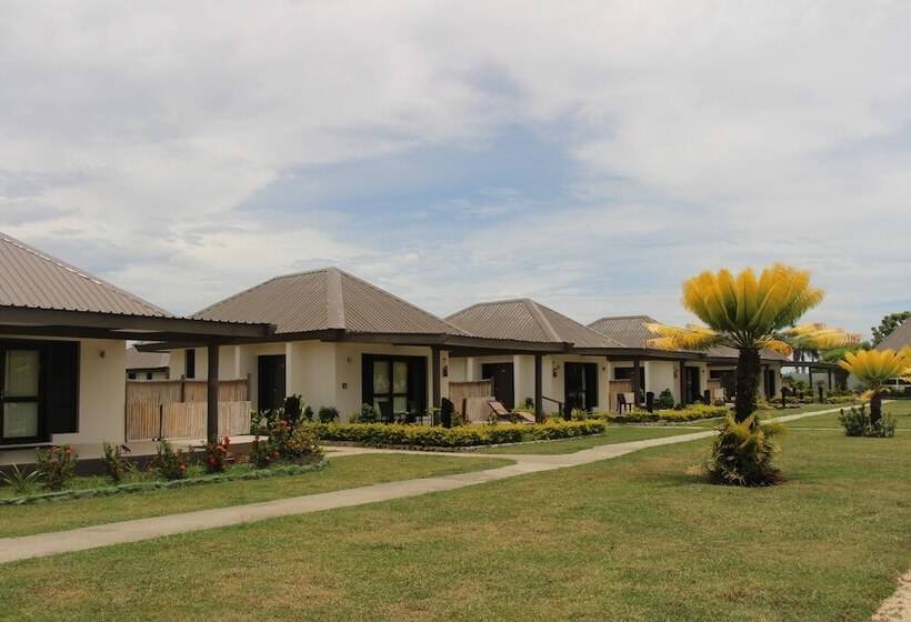 فندق Landers Bay Resort & Spa Fiji   Adults Only