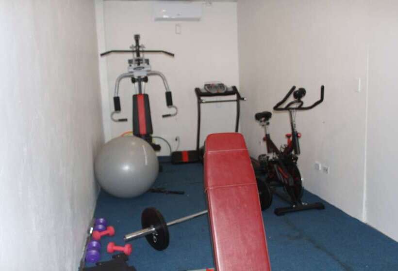 فندق Landers Bay Resort & Spa Fiji   Adults Only