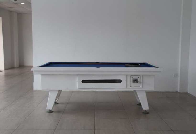 فندق Landers Bay Resort & Spa Fiji   Adults Only