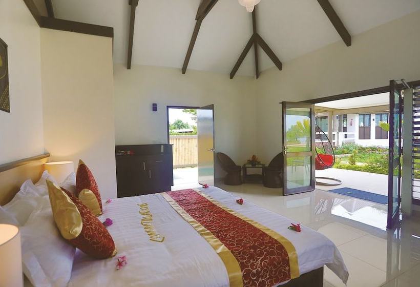 هتل Landers Bay Resort & Spa Fiji