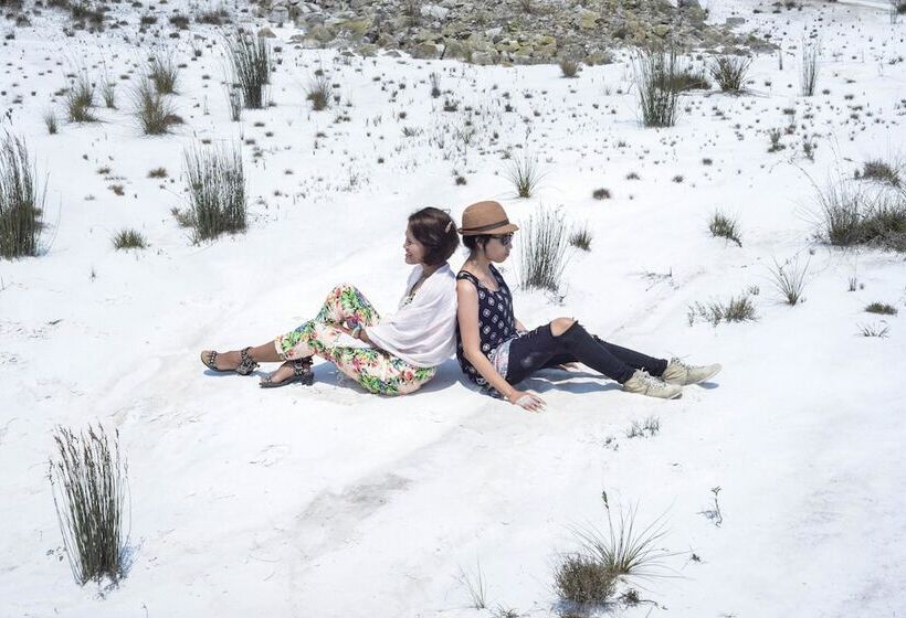 Отель Le Bokor Palace