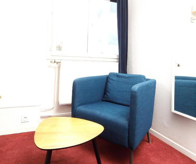 ホテル Saint Aubin Logis Hôtel & Restaurant