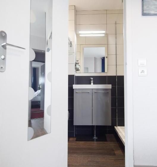 ホテル Saint Aubin Logis Hôtel & Restaurant