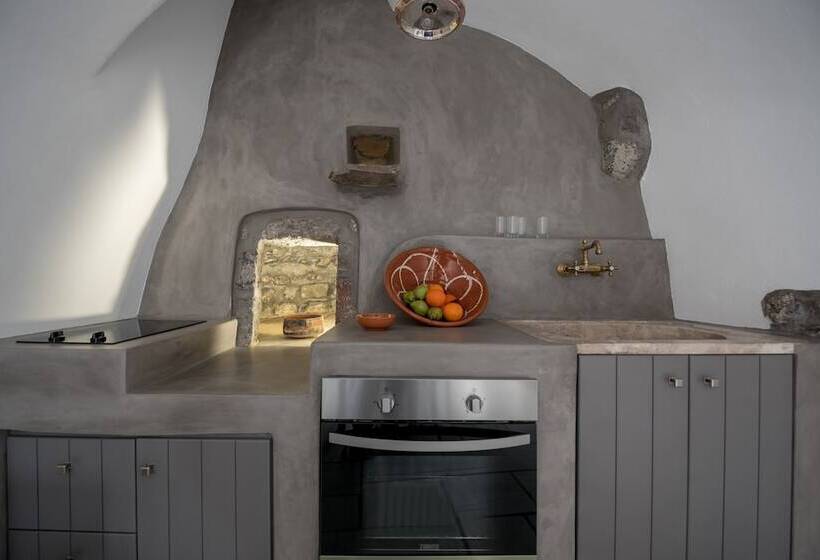 Отель Lotus Cave Villa