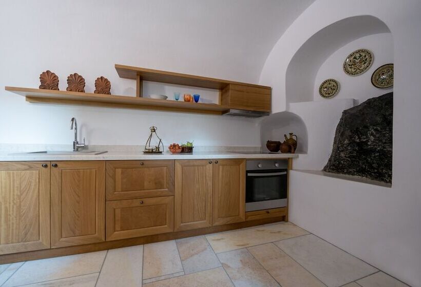 Отель Lotus Cave Villa