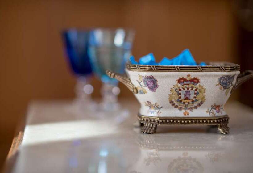 Отель Lotus Cave Villa