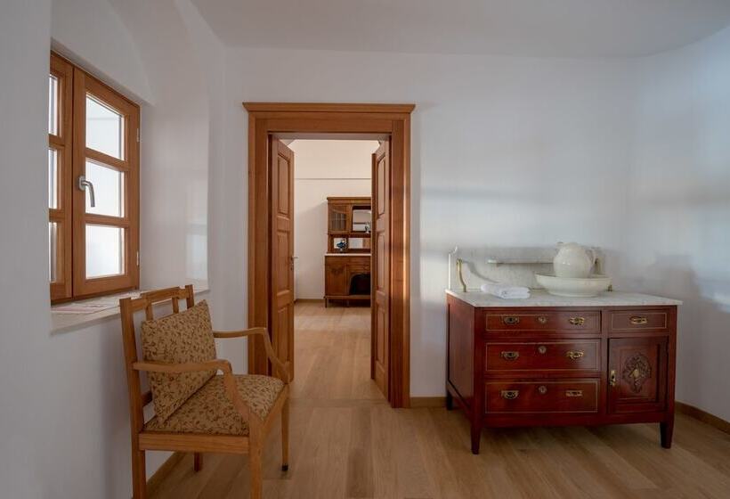 Отель Lotus Cave Villa