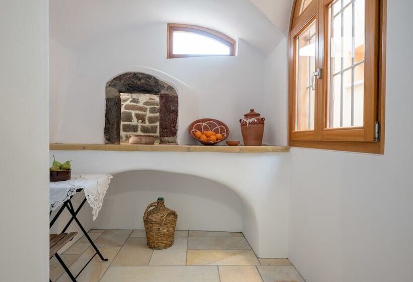 Отель Lotus Cave Villa