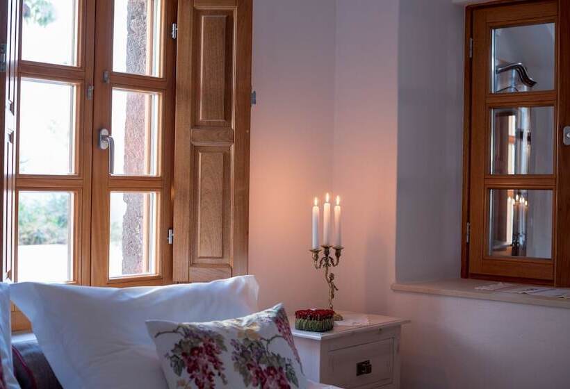 Отель Lotus Cave Villa