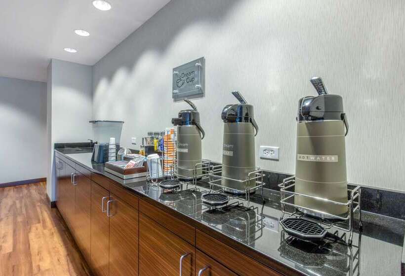 فندق Mainstay Suites St. Louis Airport