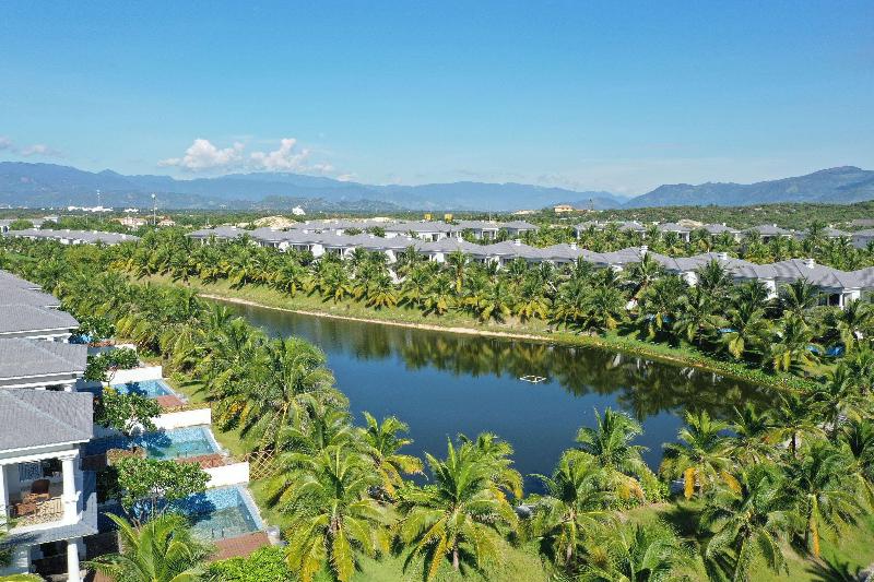هتل Meliá Vinpearl Cam Ranh Beach Resort