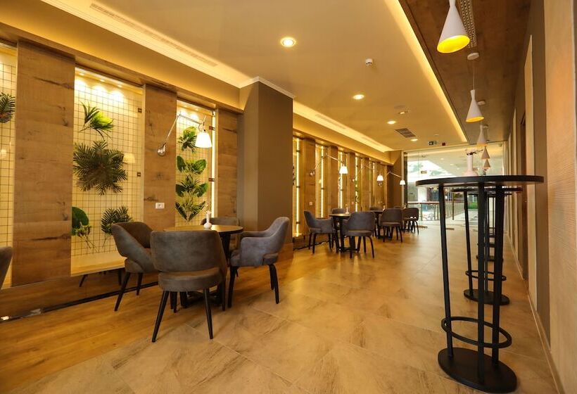 هتل Mercure Tetovo