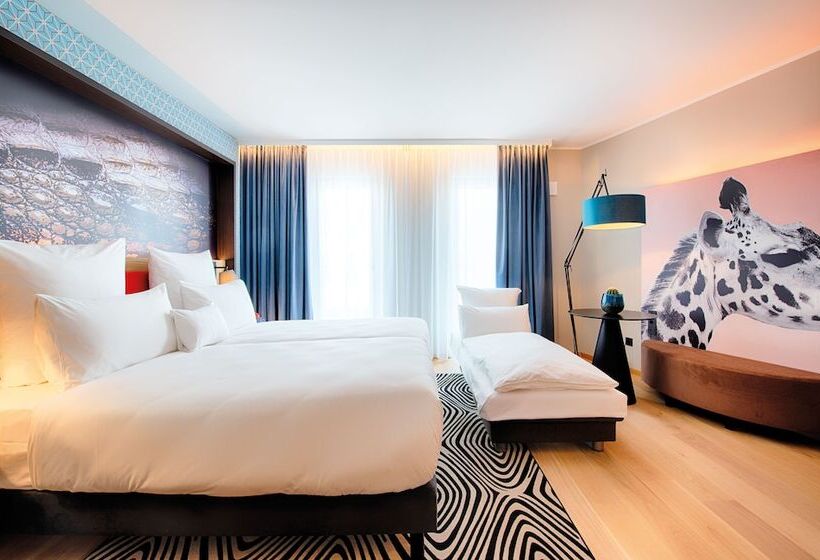 Nyx Hotel Munich By Leonardo Hotels