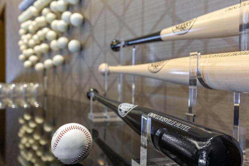 בית מלון כפרי Omni Louisville