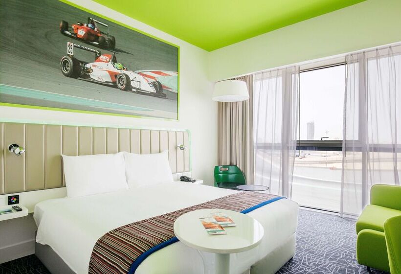هتل Park Inn By Radisson Dubai Motor City