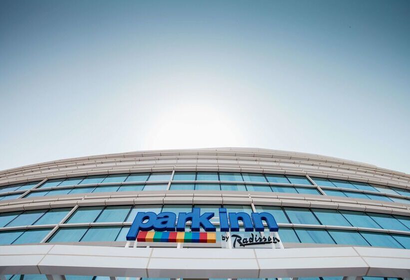 هتل Park Inn By Radisson Dubai Motor City