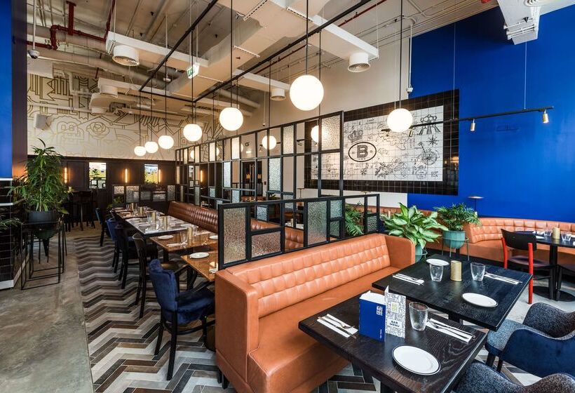 هتل Park Inn By Radisson Dubai Motor City