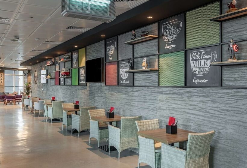 호텔 Park Inn By Radisson Jubail Industrial City