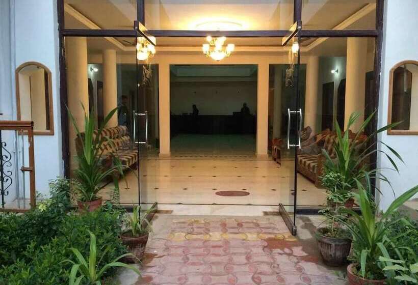 酒店 Princess Khajuraho